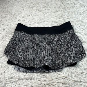 Lululemon Quick Pace Skirt (13")